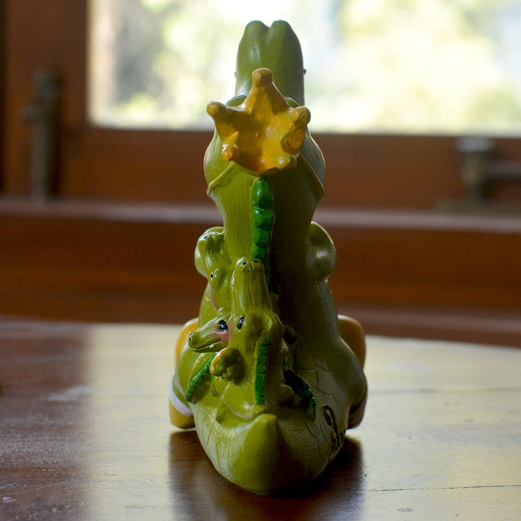 Miniature Royal Crocodile Family – Cute Decor For Gardens & Gifts 3 Miniature Royal Crocodile Family – Cute Decor For Gardens & Gifts - Image 3