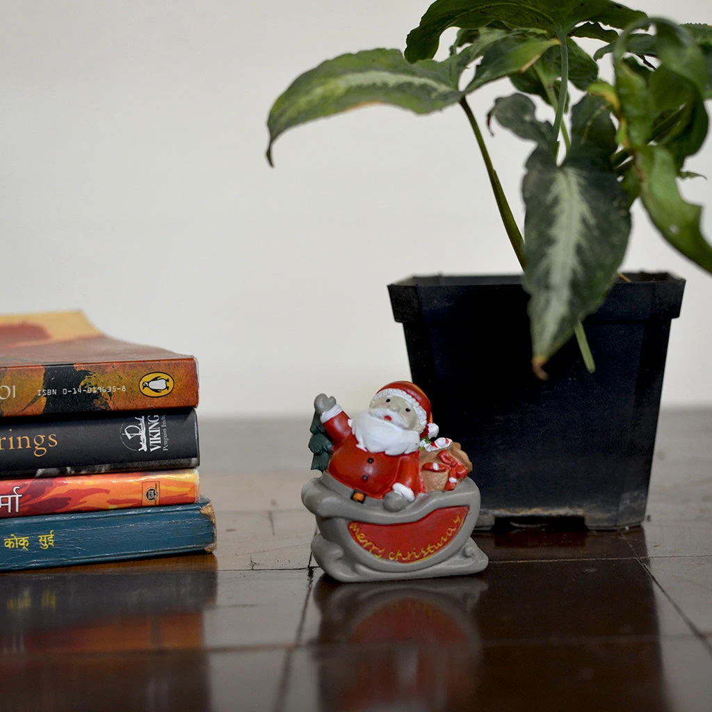 Miniature Santa In Sleigh – Festive Decor For Fairy Gardens & Gifts 2 Miniature Santa In Sleigh – Festive Decor For Fairy Gardens & Gifts - Image 2