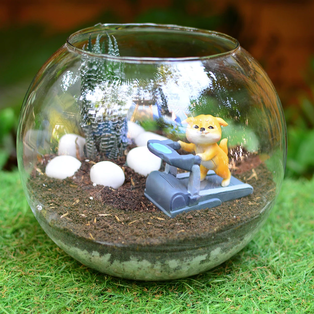 Miniature Corgi On Treadmill – Fun Resin Decor For Desks & Terrariums 4 Miniature Corgi On Treadmill – Fun Resin Decor For Desks & Terrariums - Image 4