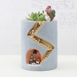 Hedgehog Family Home Resin Succulent Pot